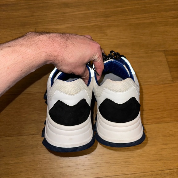 CINZIA ARAIA
FABRIC AND LEATHER SNEAKERS - Picture 7 of 7